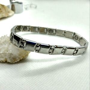 Sabona silver chain bracelet magnetic‎ cuff